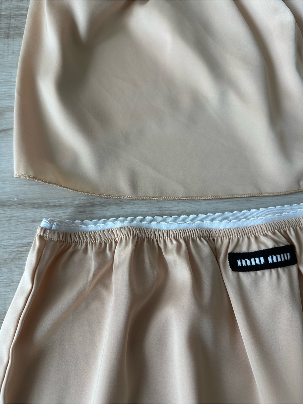Cream Satin Camisole and Skirt Set - Picture 8 of 10